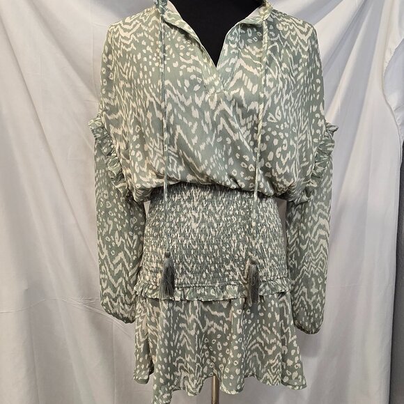 NWT Dress Forum Dress Green Size Small Ruffles Smacked - Picture 6 of 11